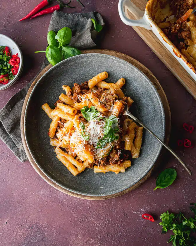 Makkaroni Auflauf mit Hackfleisch: Ein Einfaches Auflauf Rezept für Jeden Tag
