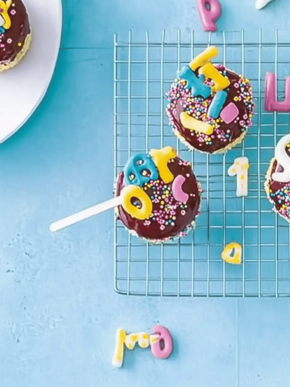 Einschulungs-Schokotorte mit Buntstiften